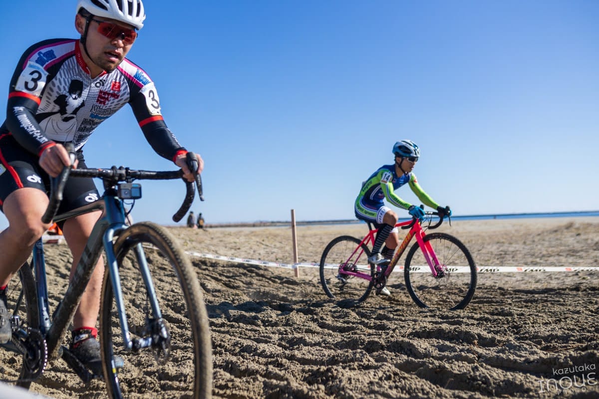 サイコンのない自転車はかなり新鮮だ photo by Kazutaka Inoue