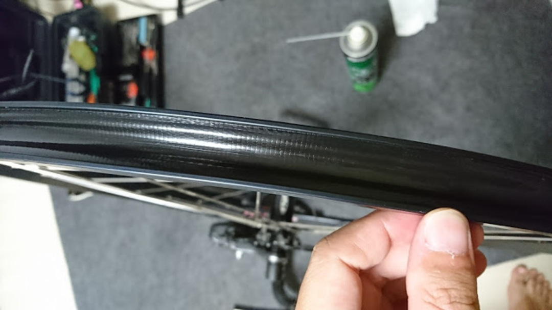 ダクトテープでチューブレス化：序