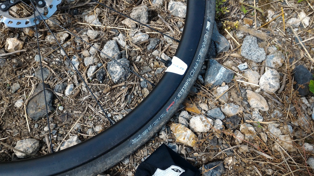 チューブレスレディとチューブレステープを巡る終わりなき戦い