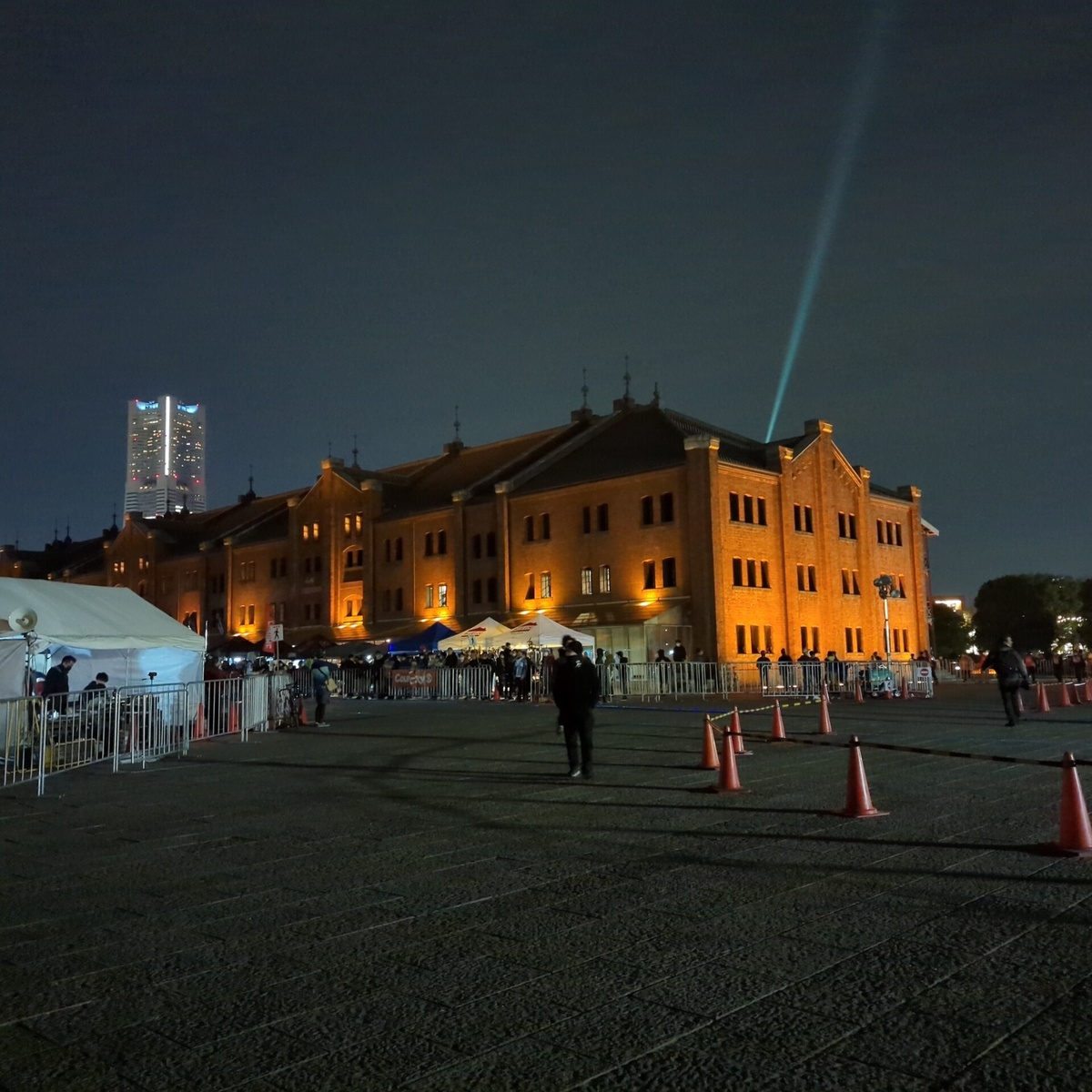 横浜赤レンガ倉庫で2022 JCMCとsfiDARE presents YOKOHAMA Crit（ピストクリテリウム）を観戦