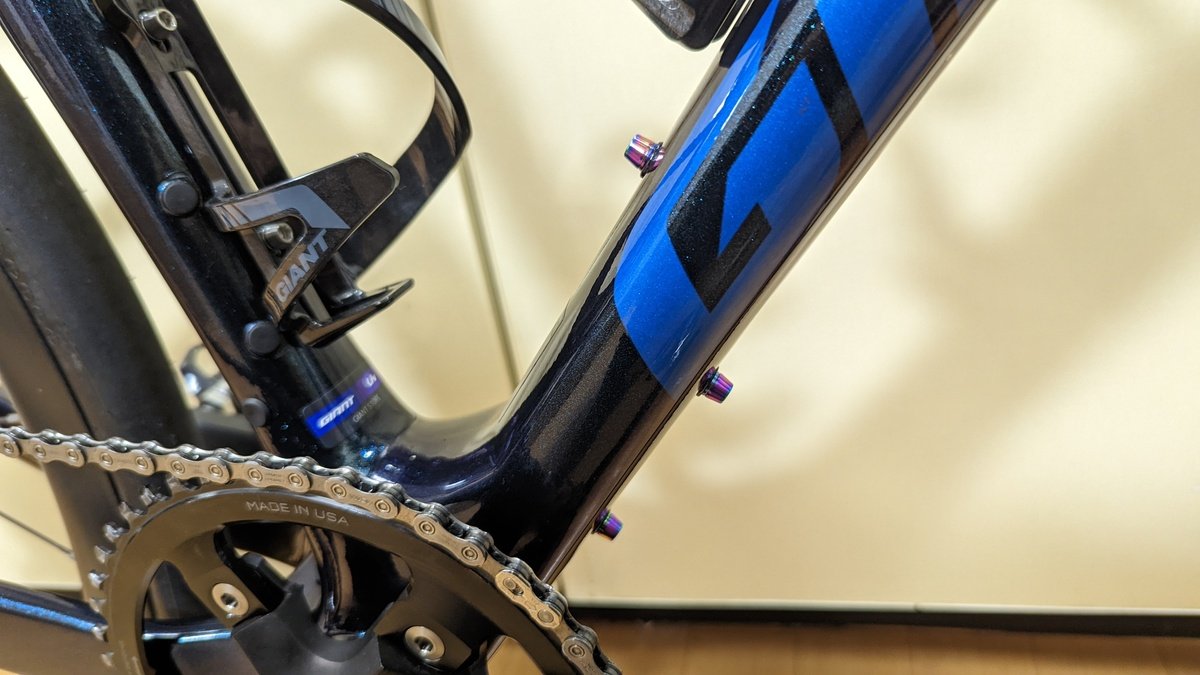 GIANT REVOLT ADVANCED2(2022)レビュー 高速走行からバイクパッキング 