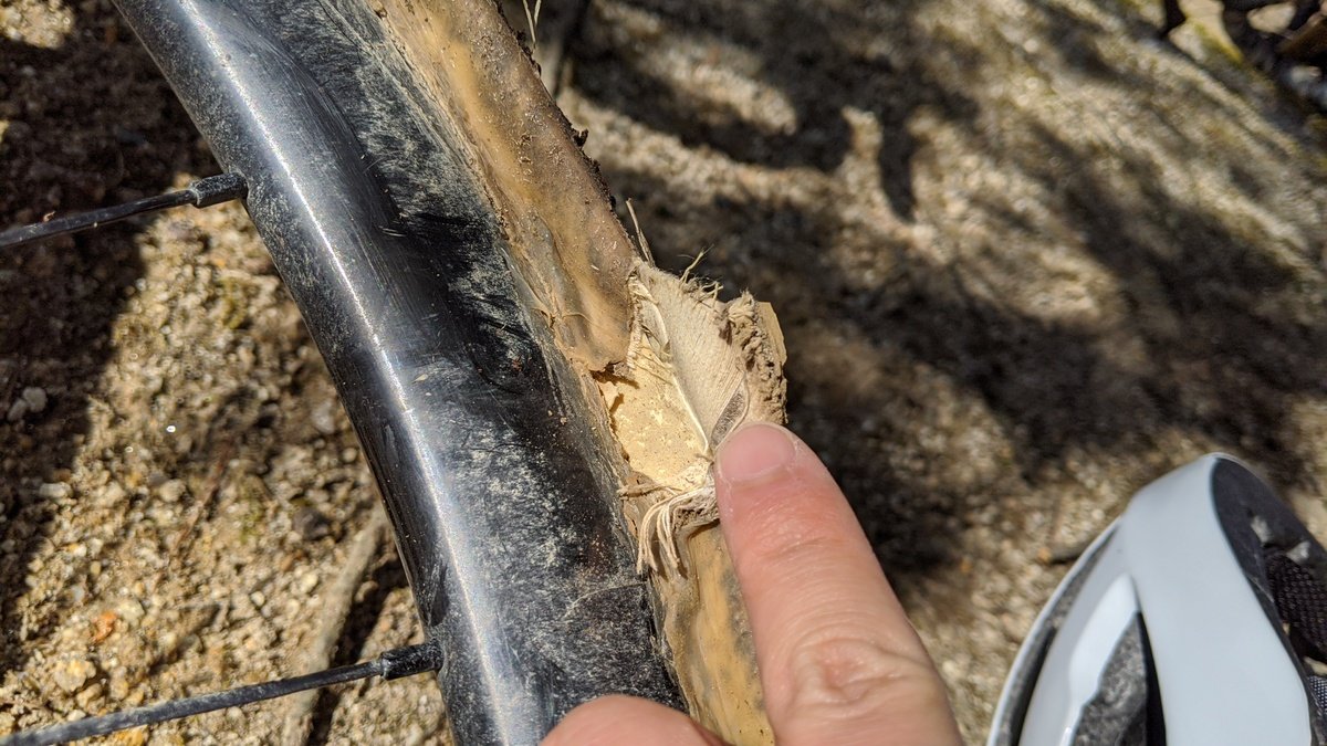 チューブごと爆発