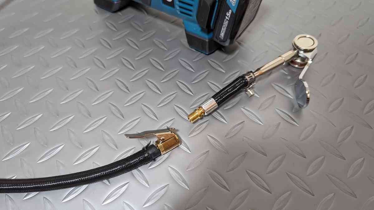 マキタ電動ポンプのポンプヘッドを改造して、ヒラメ横カムと米式チャックを共存させる