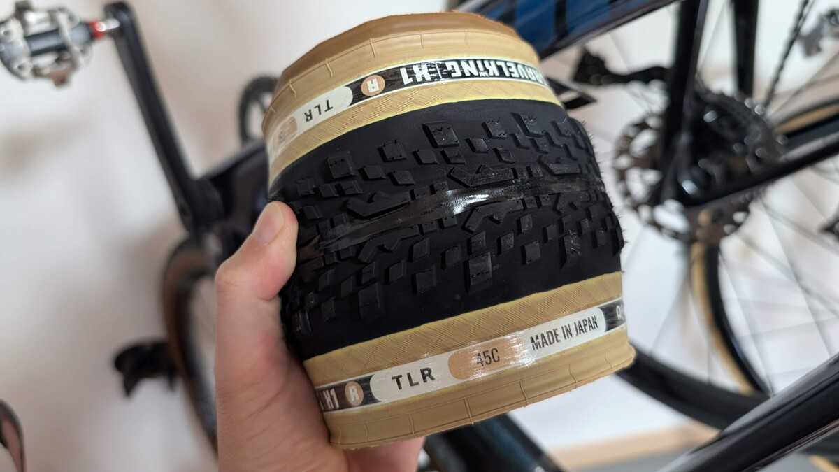 GRAVELKING X1R 45c/40c しなやかで軽いタイヤはグラベルでも正義なのか？