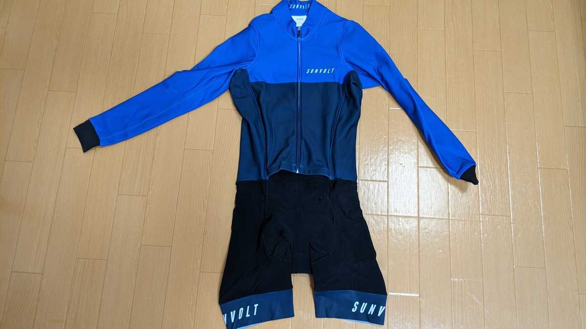 冬のトレーニングウェアはこれ1枚！サンボルトサーモスーツ